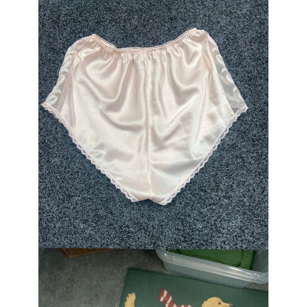 Vintage Wacoal Pink Satin Tap Pants Lace Trim Sleep Shorts Small Made In USA - Picture 5 of 6